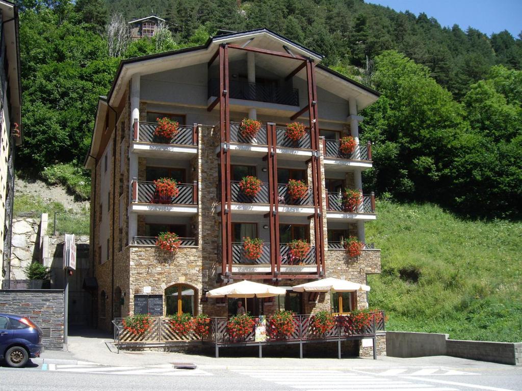 ארינסל Apartamentos Sant Roma מראה חיצוני תמונה